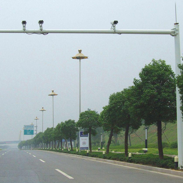 重慶交通道路監控桿案列
